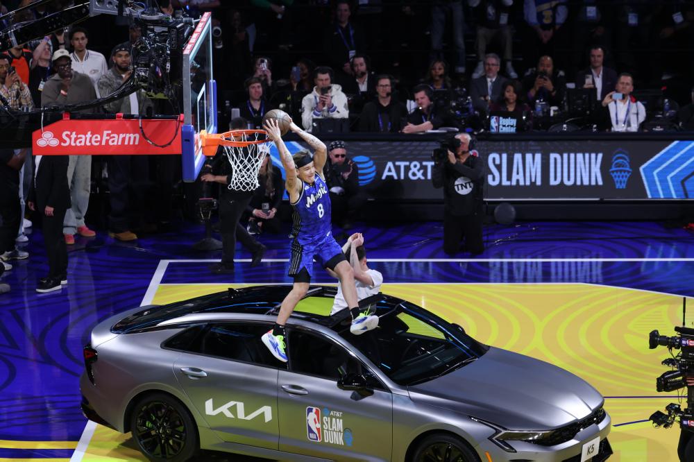 期效力于西 期效力于西